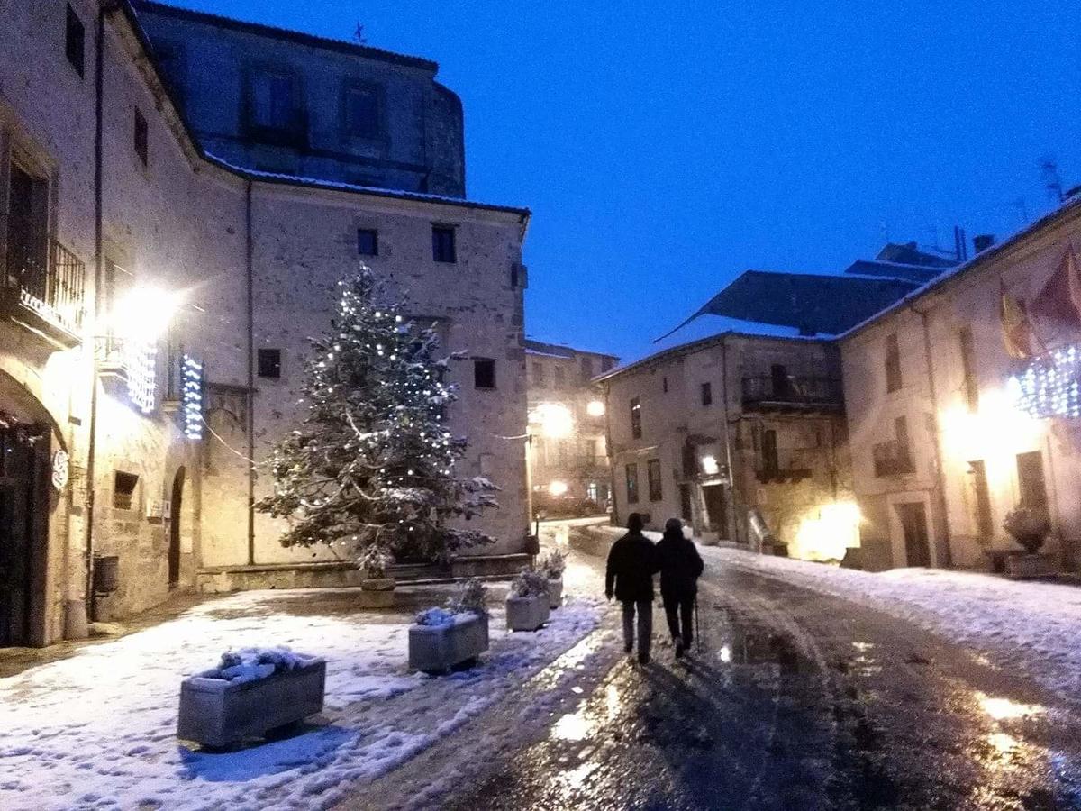 Hostal El Panadero Sepúlveda Exteriör bild